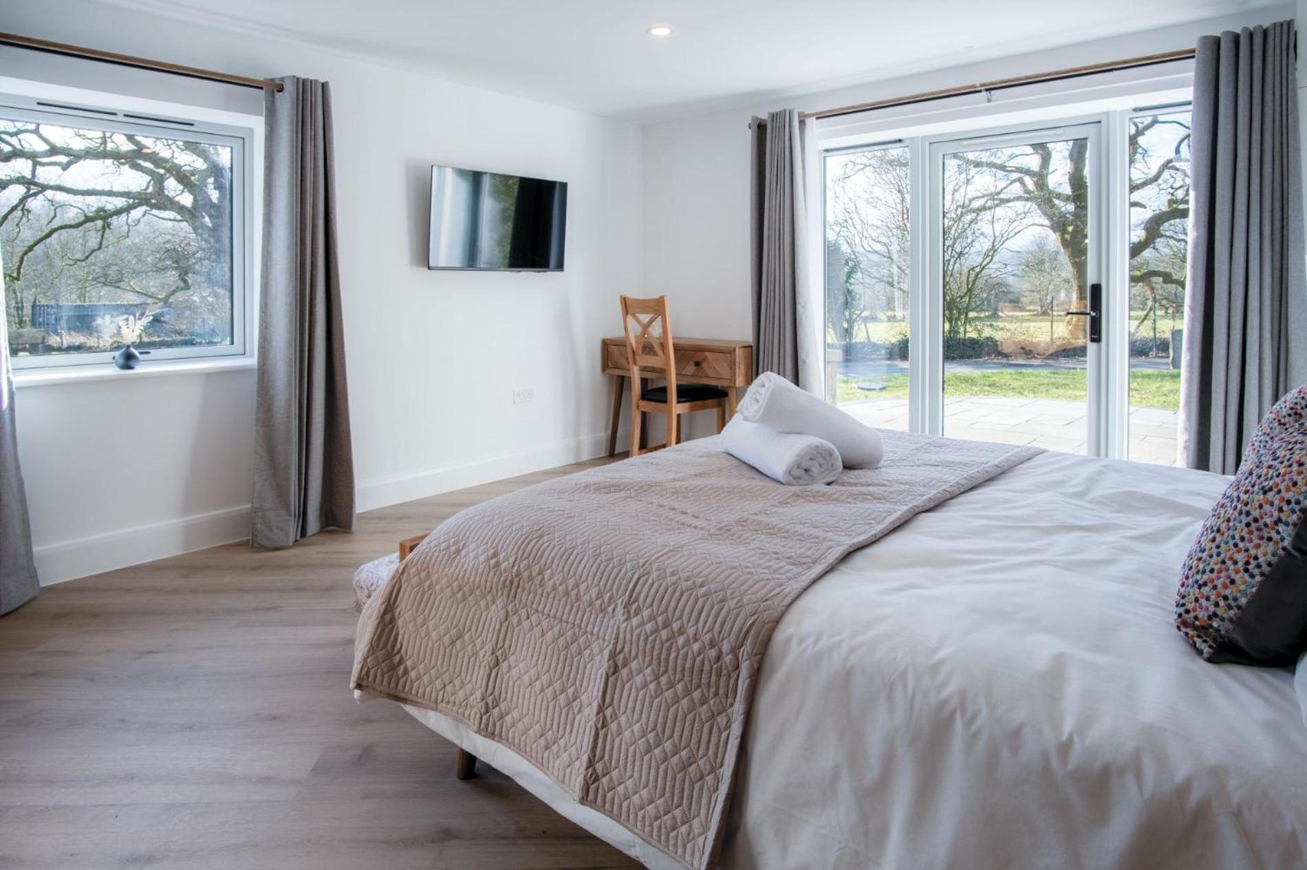 Suite 9 - Sleeping Giant Hotel - Pen Y Cae Inn 布雷肯 外观 照片